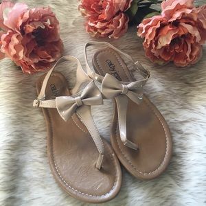 Cathy Jean nude pink bow sandals